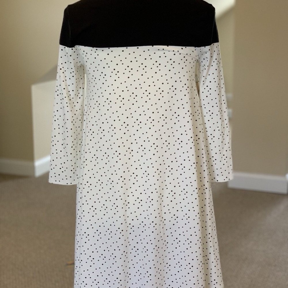 Victoria's Secret Black and White Long Sleeve Dress - Picture 2 of 4